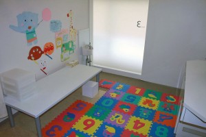 ニコ小児歯科医院幼児用診察室 ニコ小児歯科医院幼児用診察室